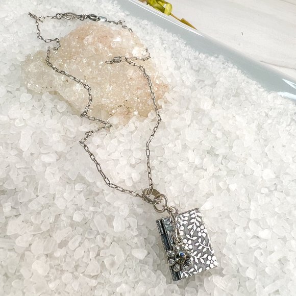 Catherine Popesco Flower Book Locket Necklace - Picture 5 of 9